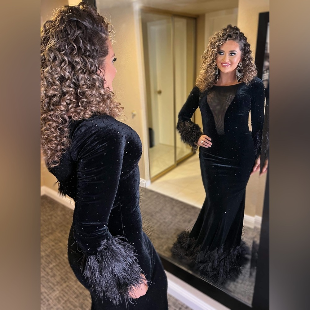 Black Velvet Jovani